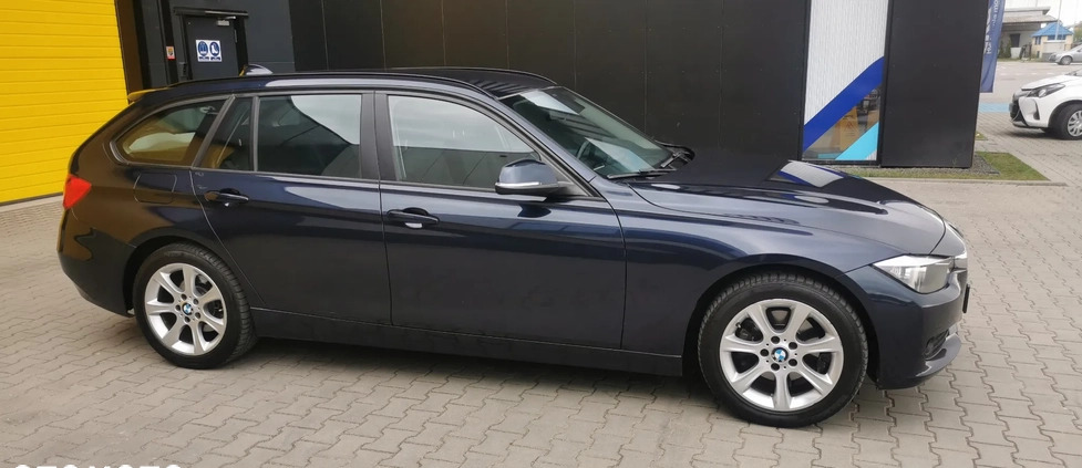 BMW Seria 3 cena 49999 przebieg: 168000, rok produkcji 2015 z Kraków małe 301